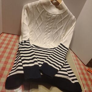 Talbots White and Navy Cable Knit Turtleneck Sweater Size S